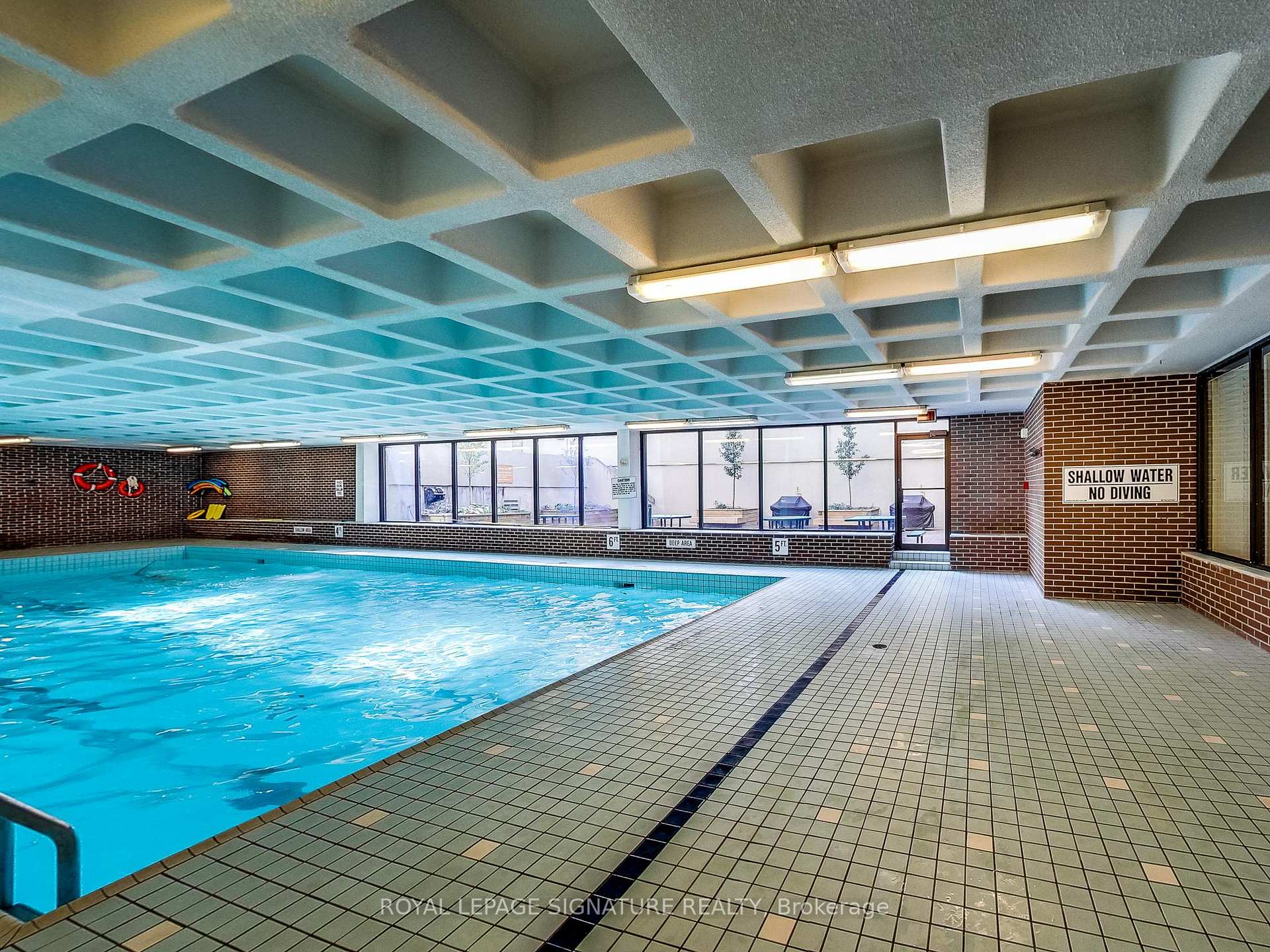 1 Bedroom Condo at 40 Homewood, Toronto For sale