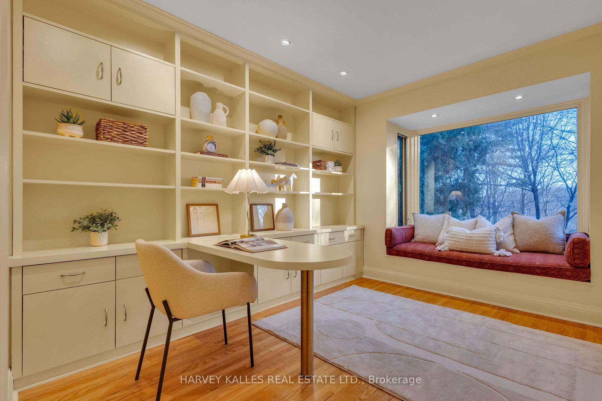16 Gwendolen Crescent