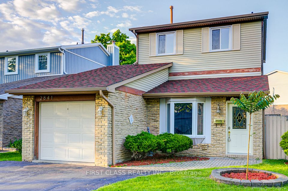 2841 Andorra Circle, Mississauga, ON L5N 2H8