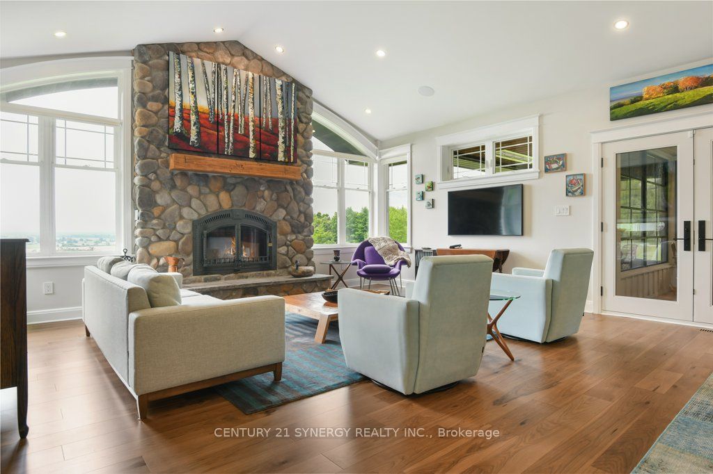 4370 Carp Road