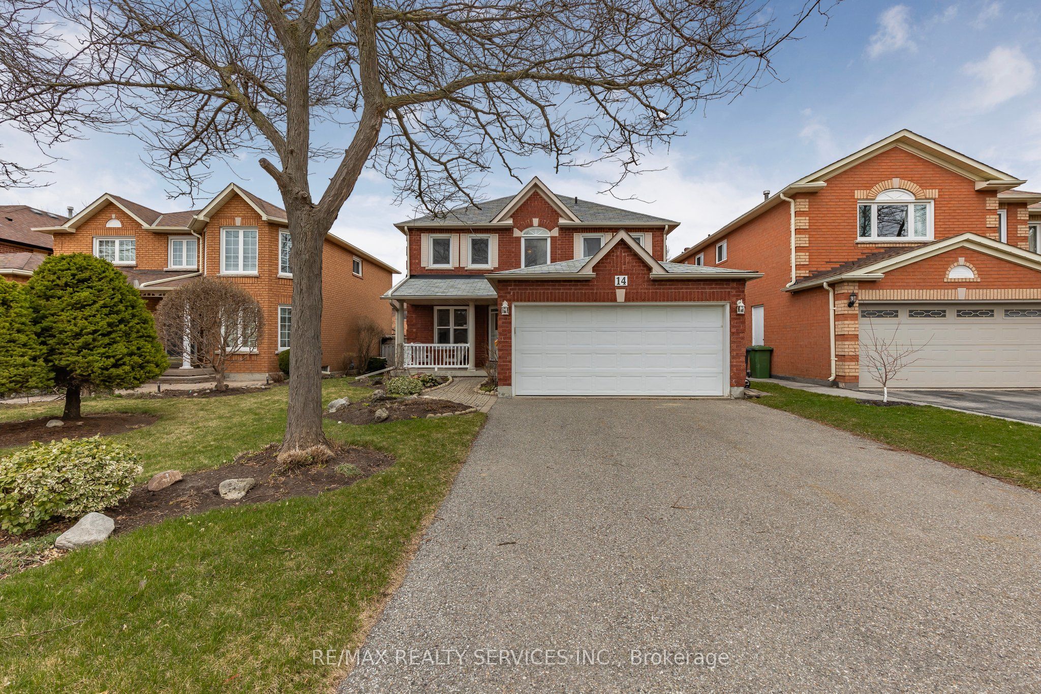 14 Livingston Drive, Caledon, ON L7C 1A7