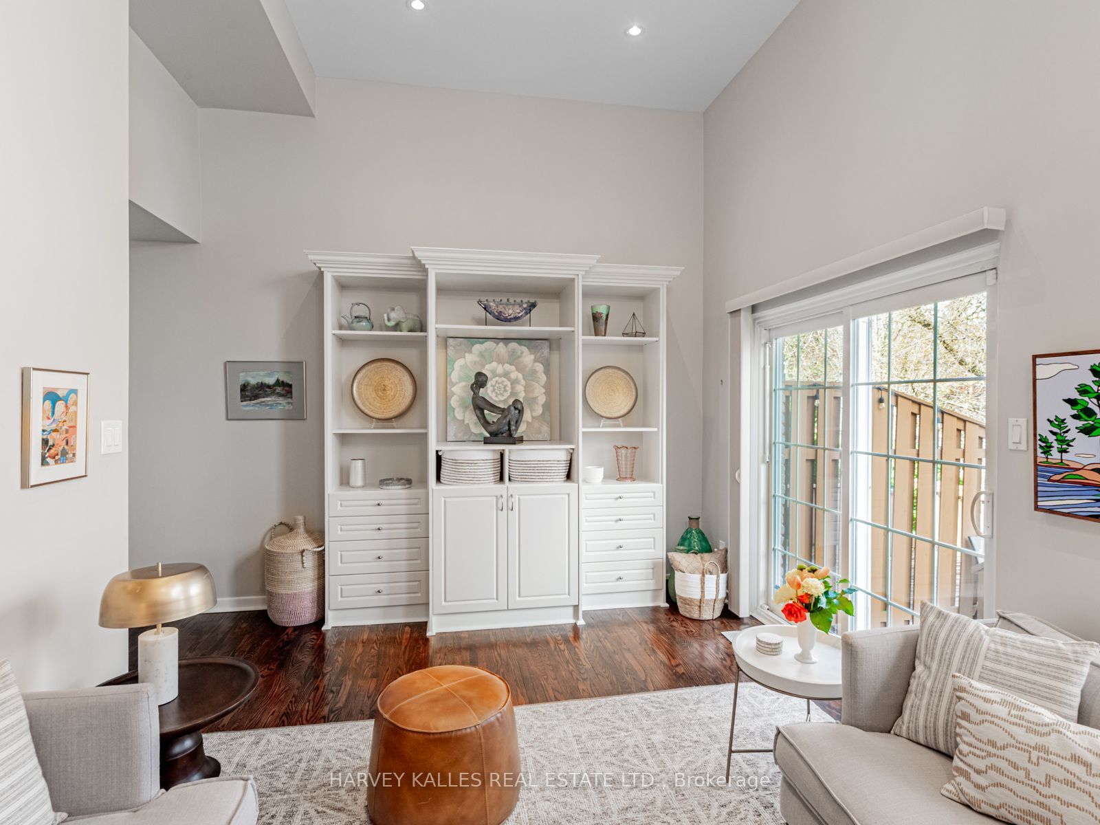 44 Farmstead Road