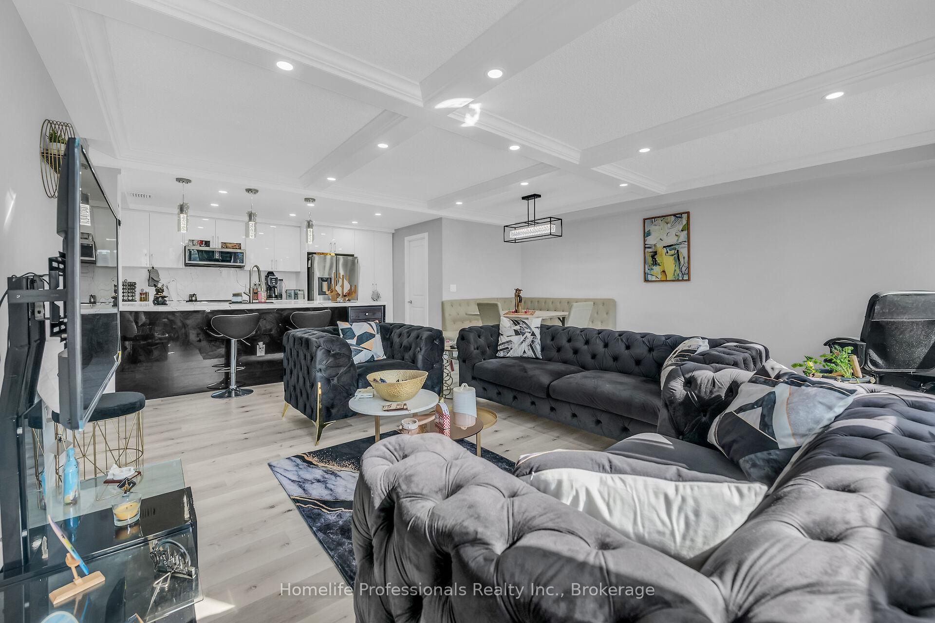 2 Bedrooms Condo at 120 Duke,  Hamilton For sale