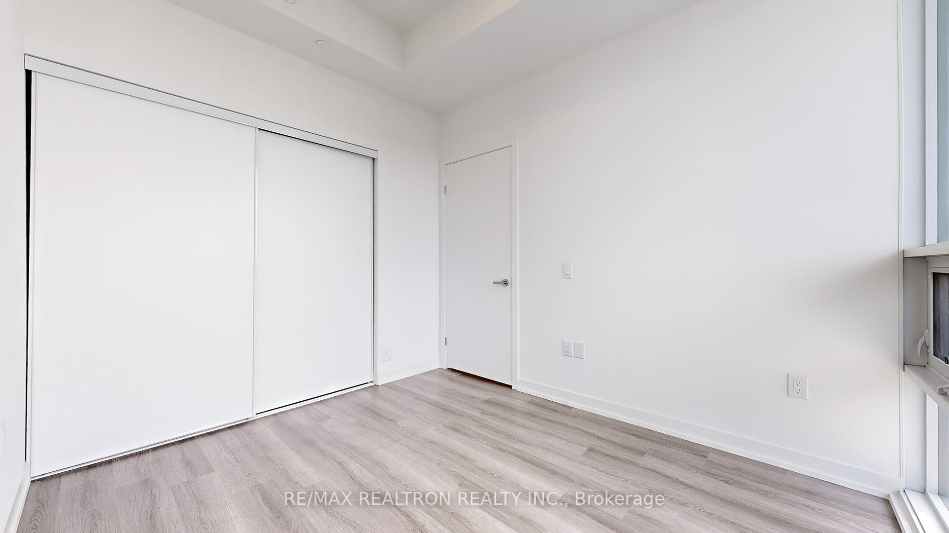 2 Bedrooms Condo at 138 Downes, Toronto For sale
