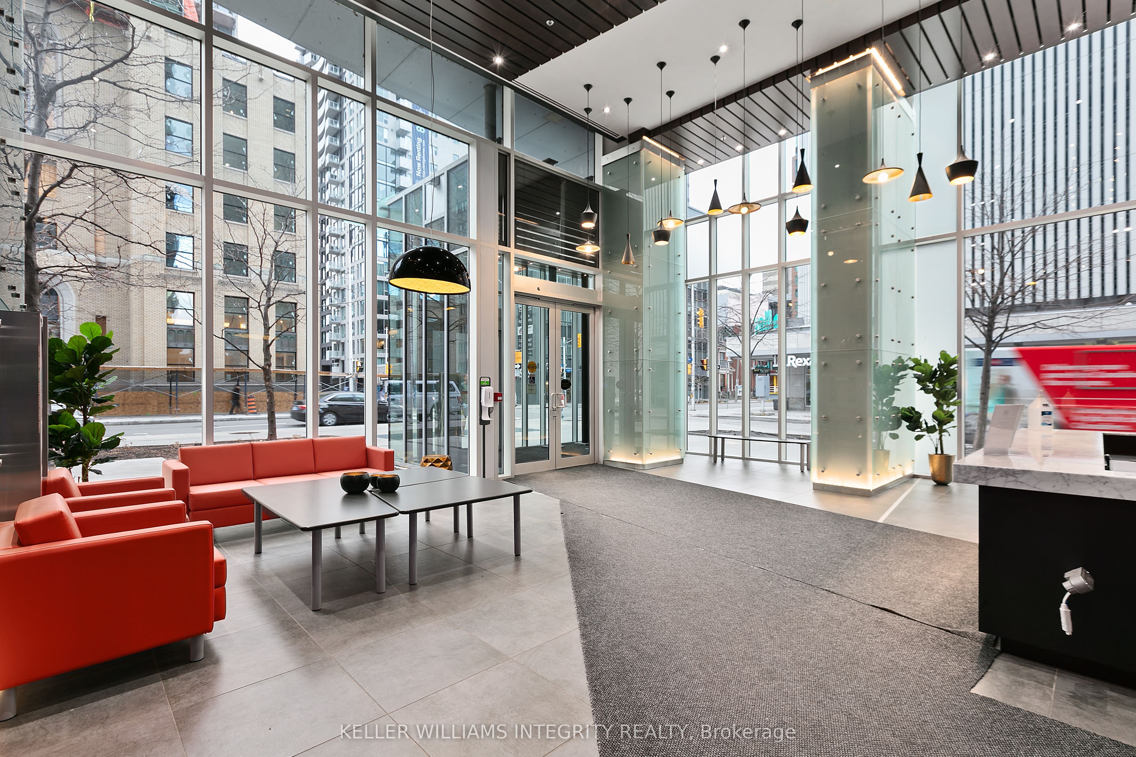 #1705 - 179 Metcalfe Street, OttawaCentre, ON K2P 0W1