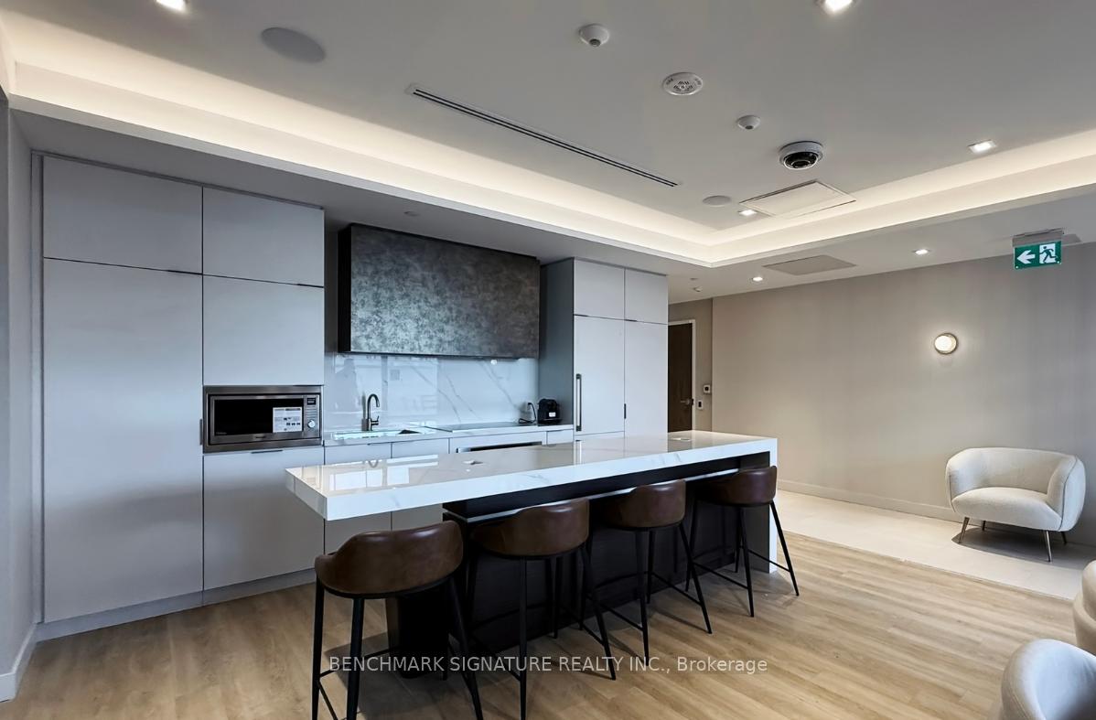 1 Bedroom Condo at 8 Olympic Garden, Toronto For sale