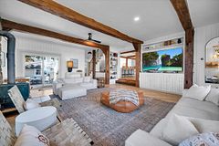 11833 Lakeshore Road