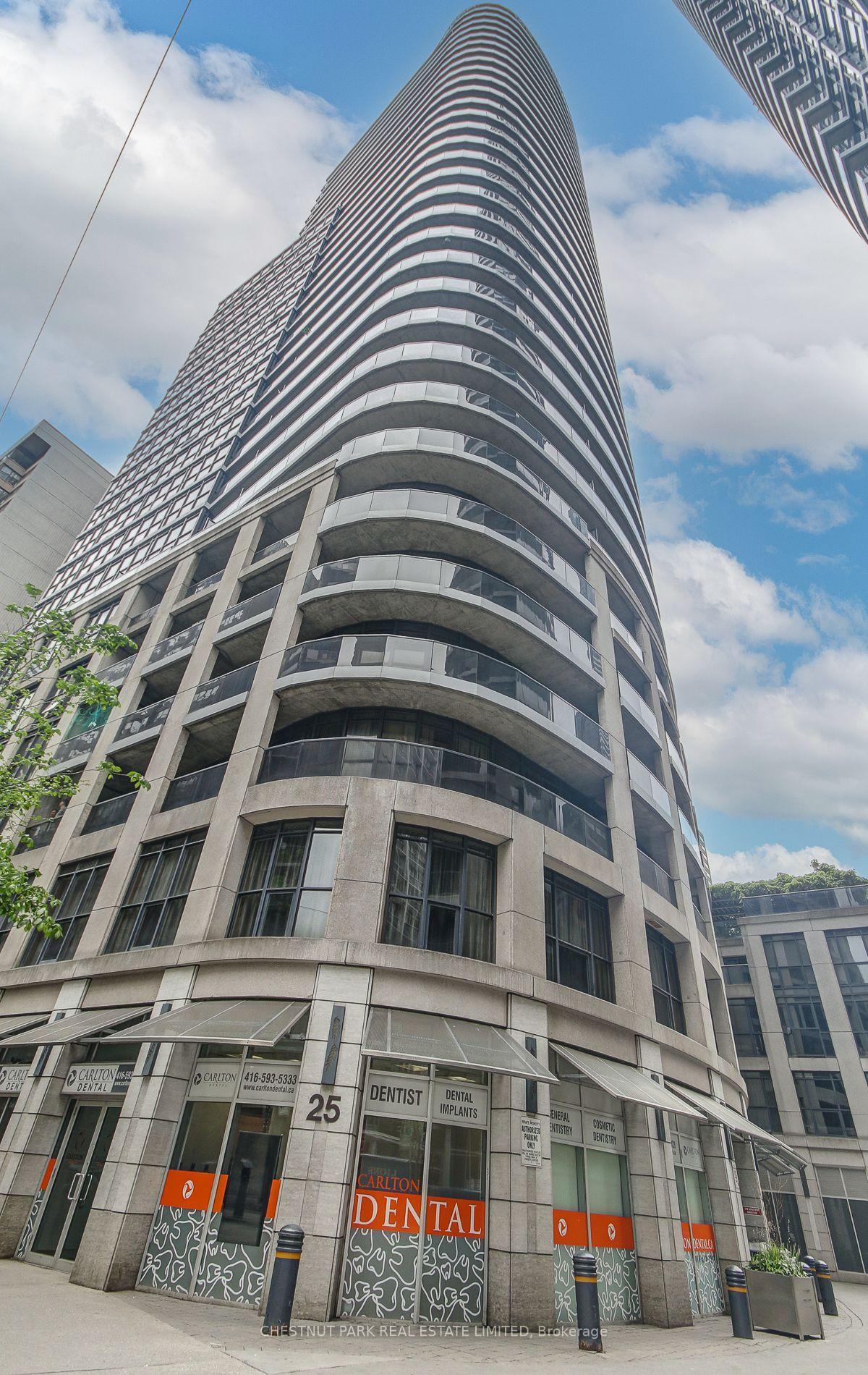 2 Bedrooms Condo at 25 Carlton, Toronto For sale