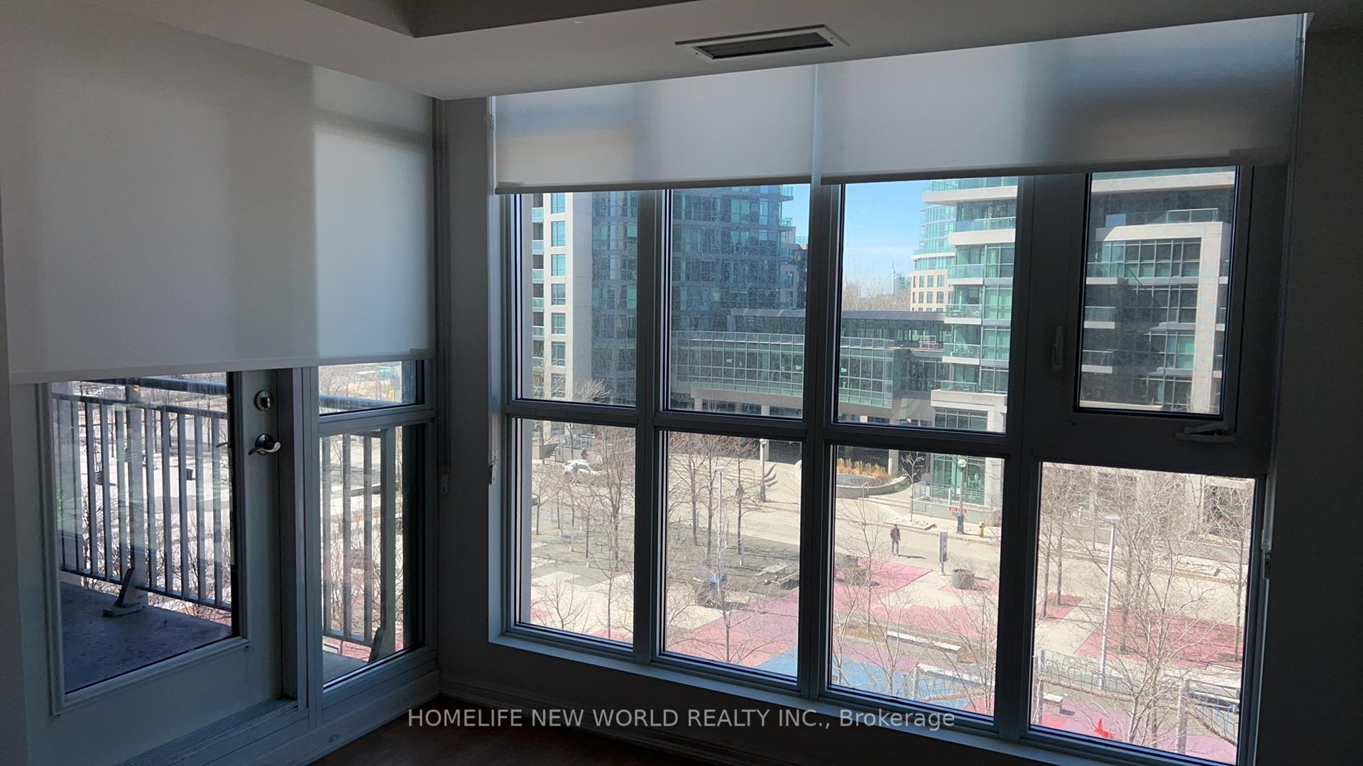 2 Bedrooms Condo at 35 Bastion,  Toronto For sale