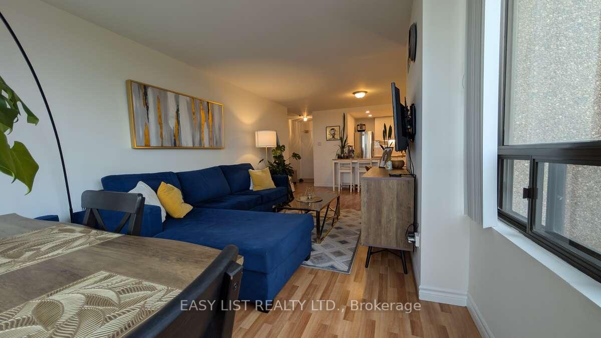 2 Bedrooms Condo at 117 Gerrard, Toronto For sale