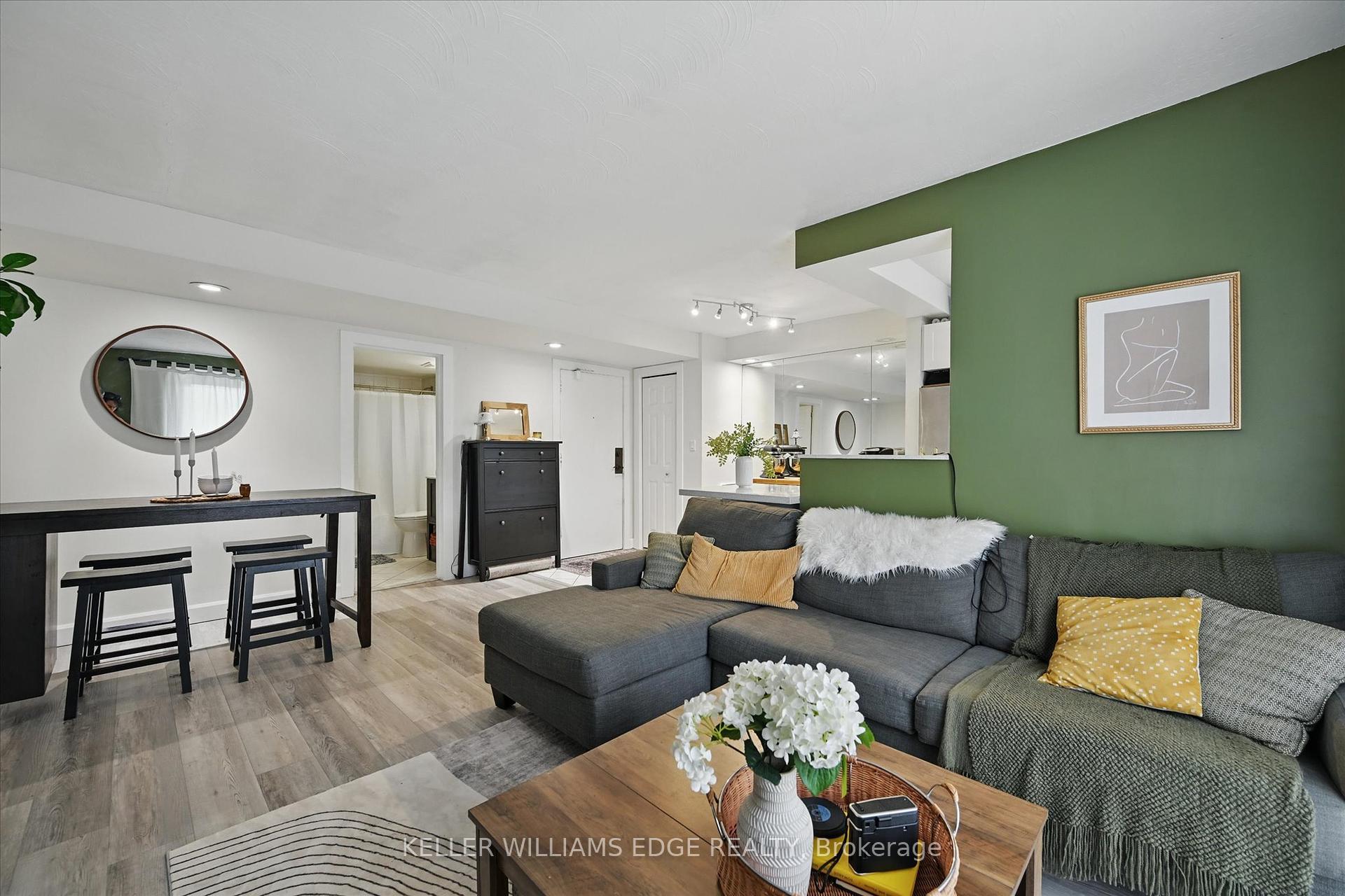 1 Bedroom Condo at 2373 King, Hamilton For sale
