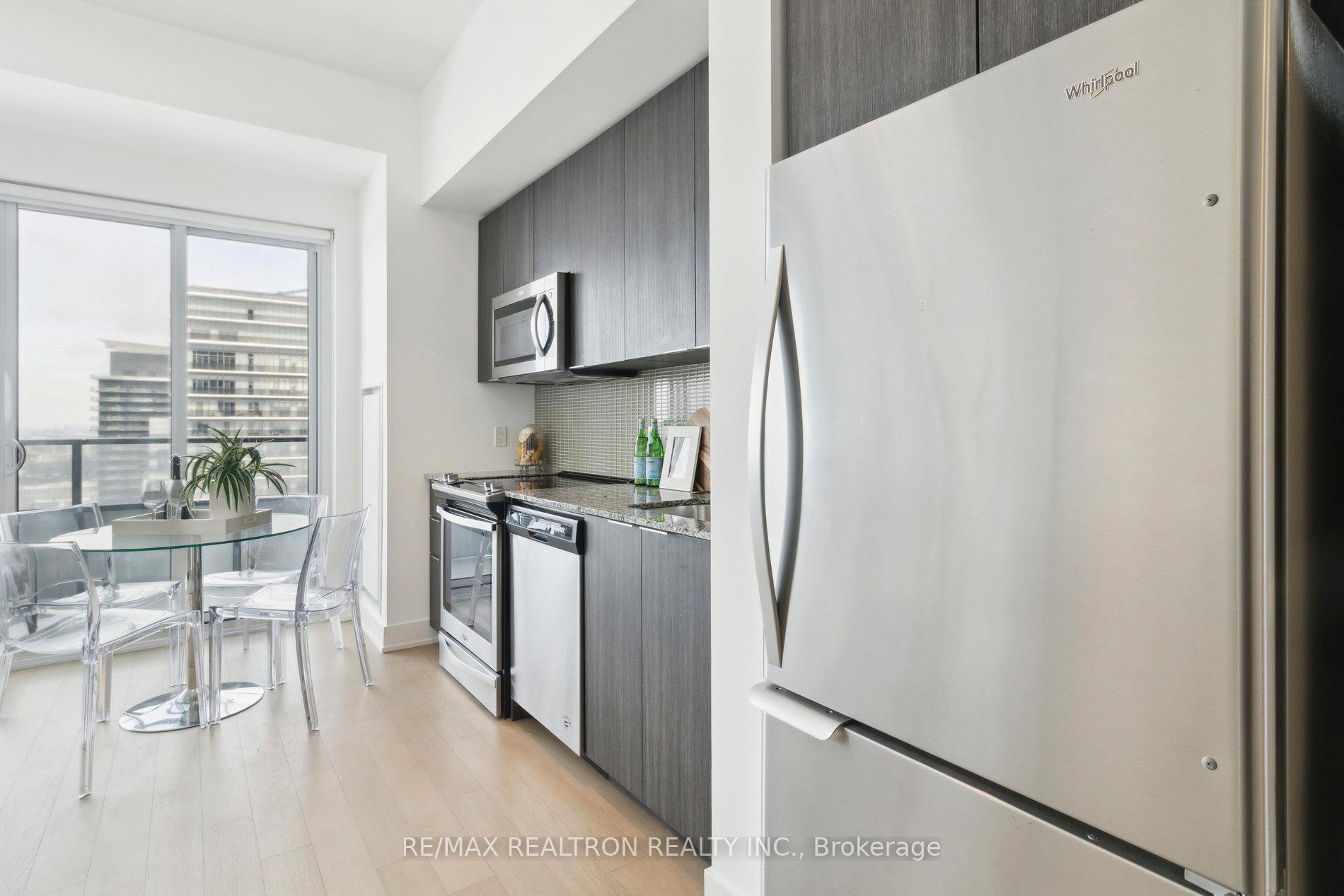 2 Bedrooms Condo at 30 Shore Breeze, Toronto For sale