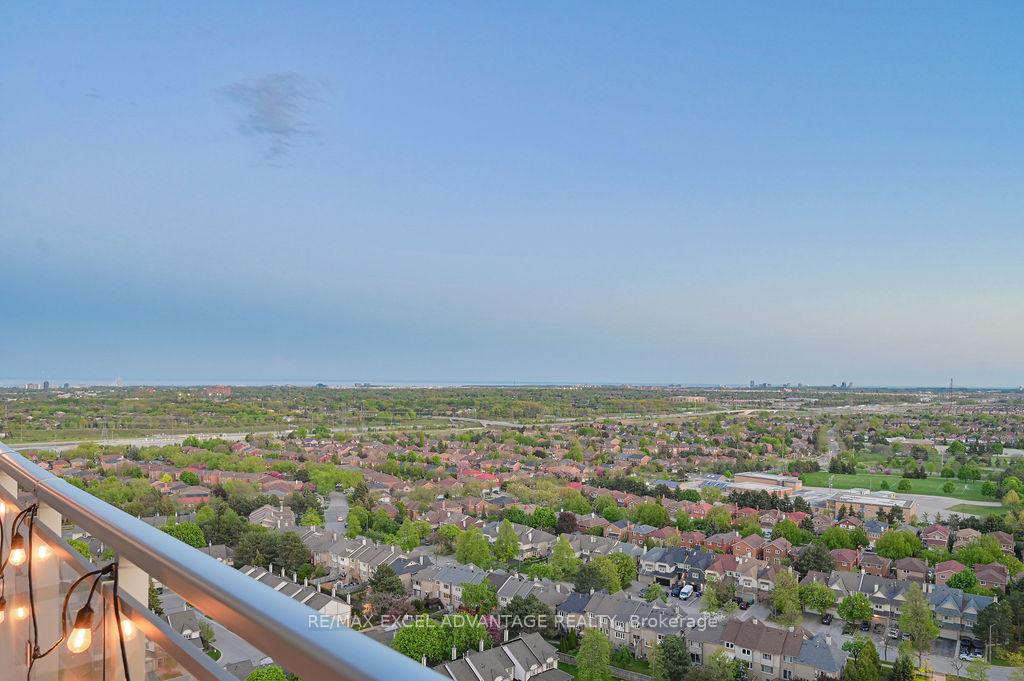 2 Bedrooms Condo at 2520 Eglinton, Mississauga For sale