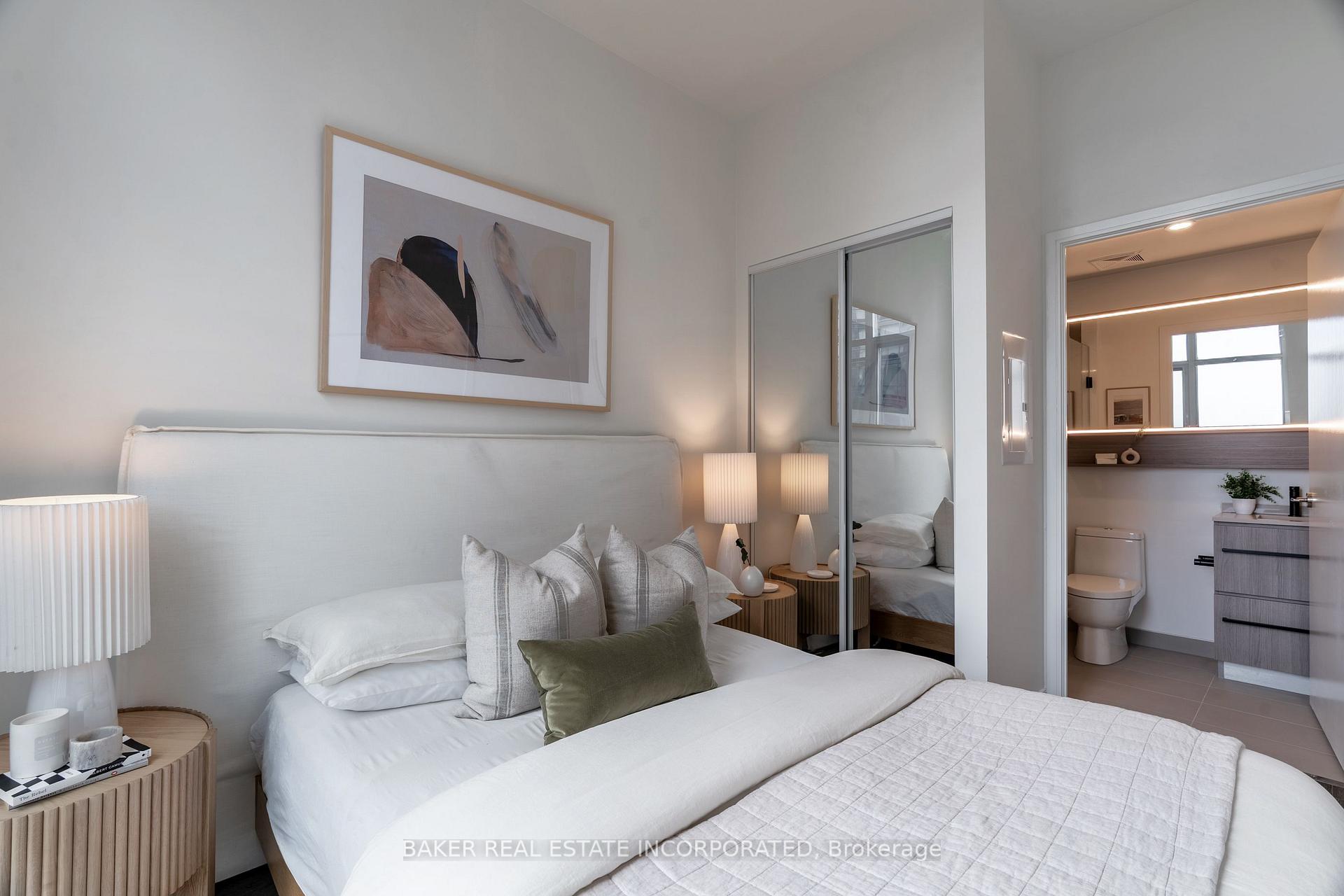 2 Bedrooms Condo at 425 Front, Toronto For sale