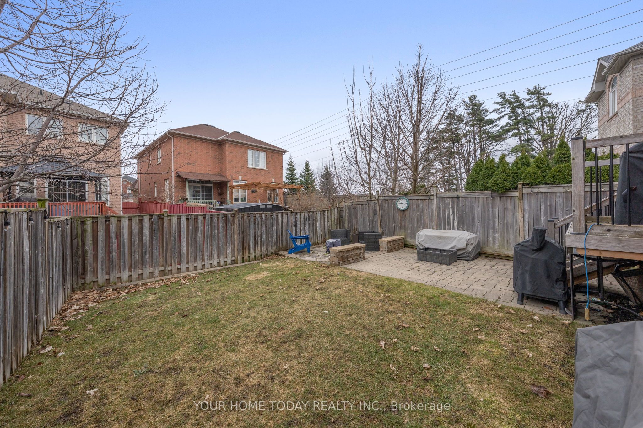 17 Chetholme Place