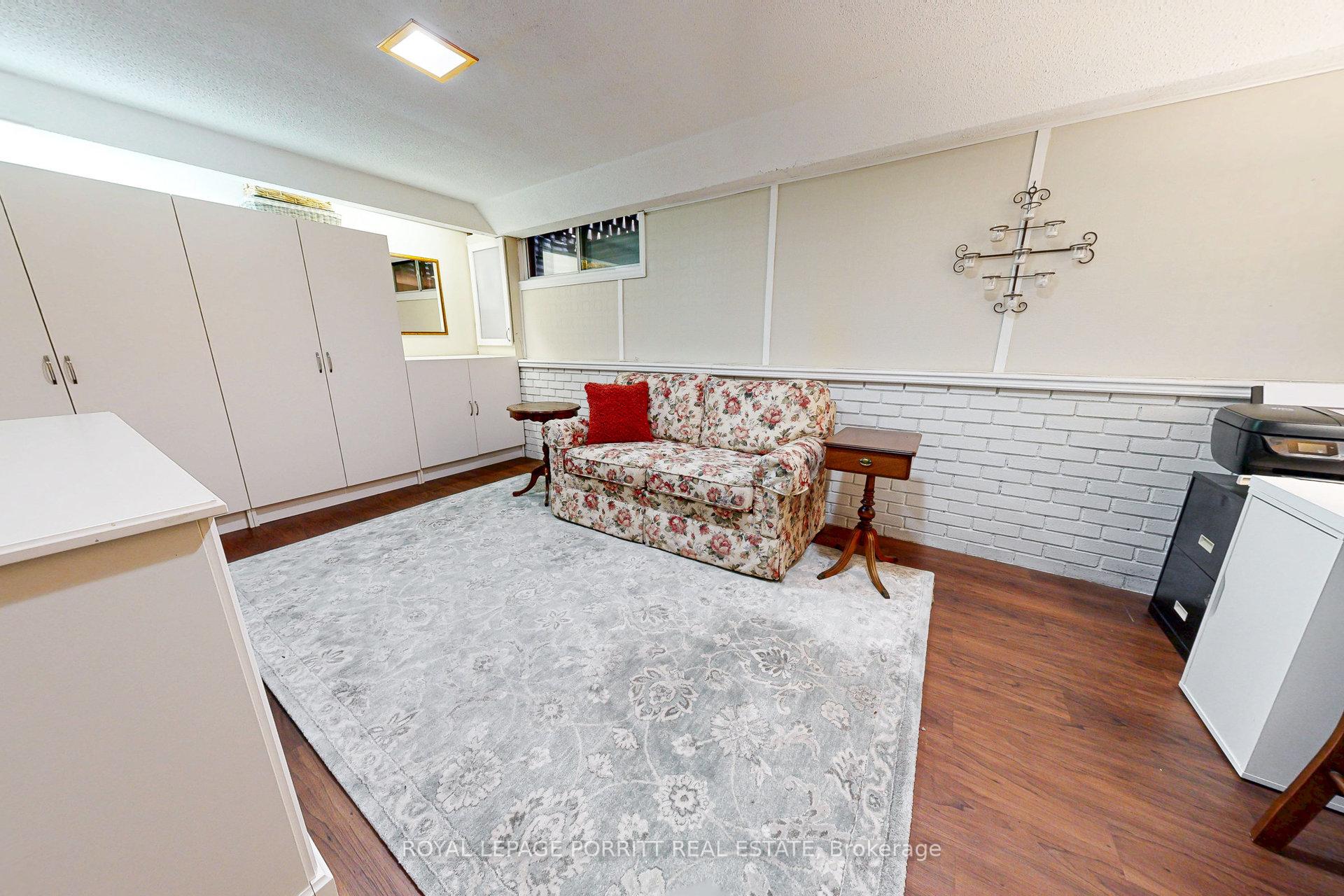 3 Bedrooms Condo at 3395 Cliff, Mississauga For sale