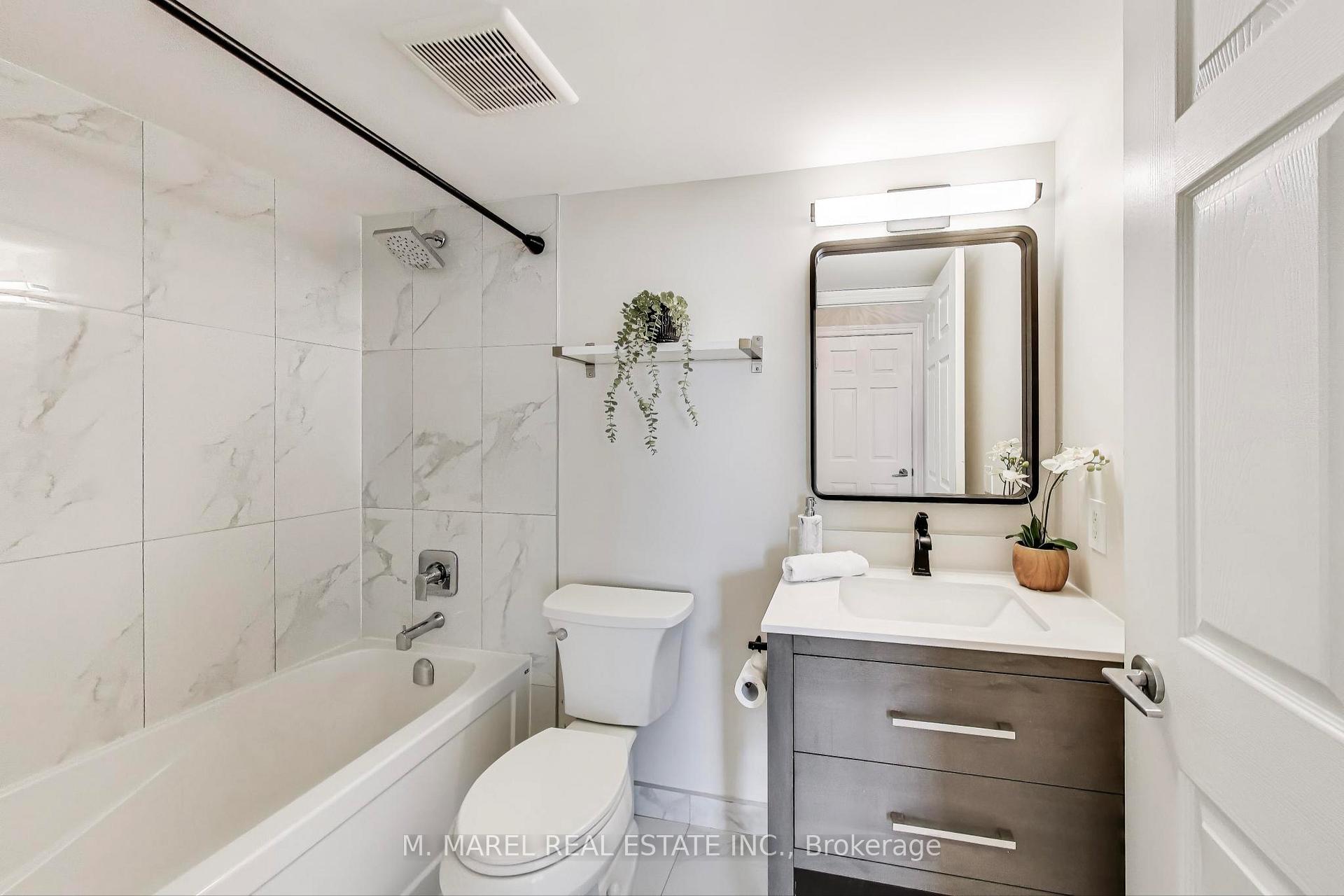 1 Bedroom Condo at 2365 Central Park,  Oakville For sale