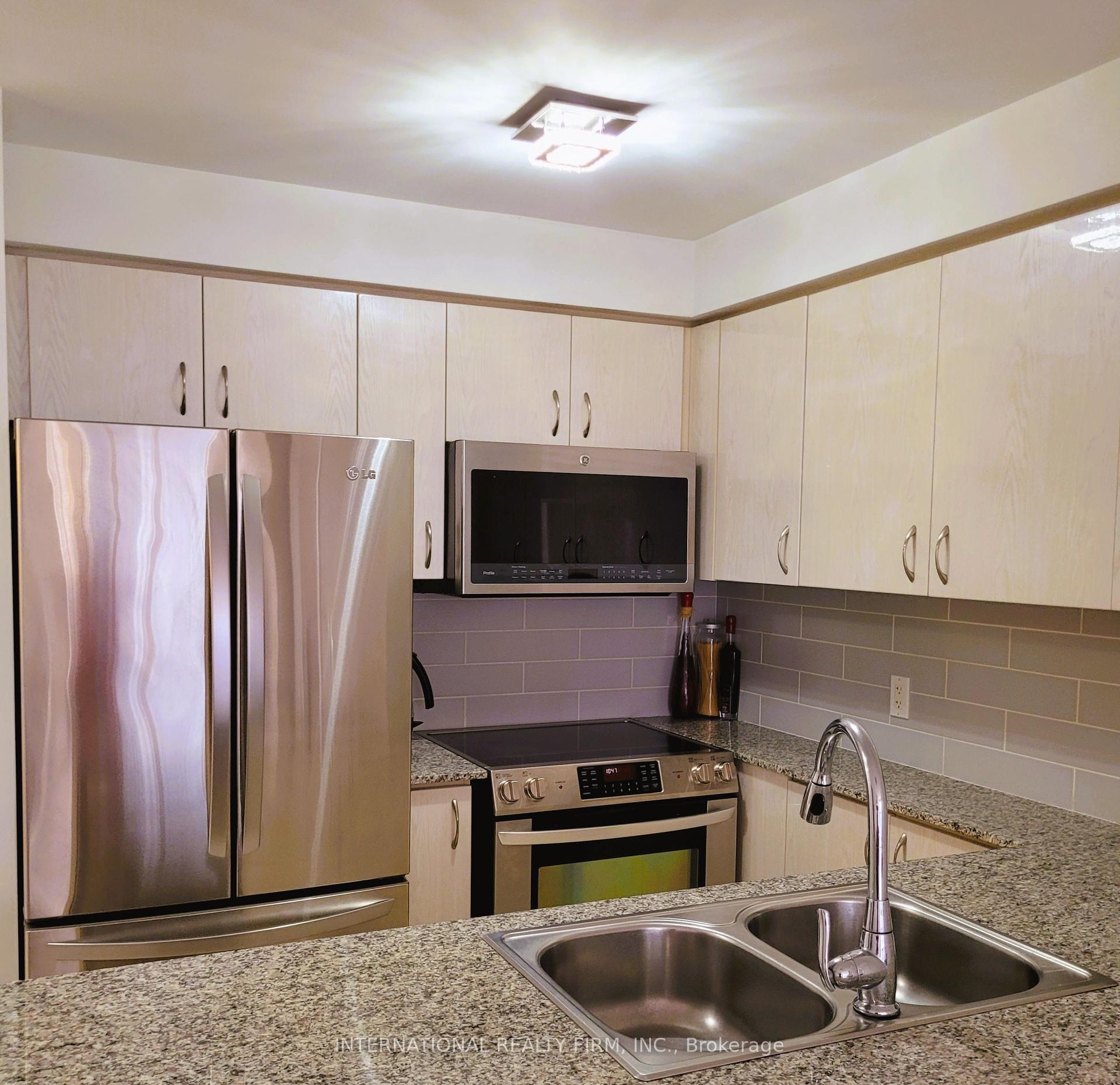 2 Bedrooms Condo at 5791 Yonge,  Toronto For sale