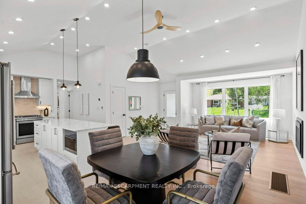 877 Condor Drive