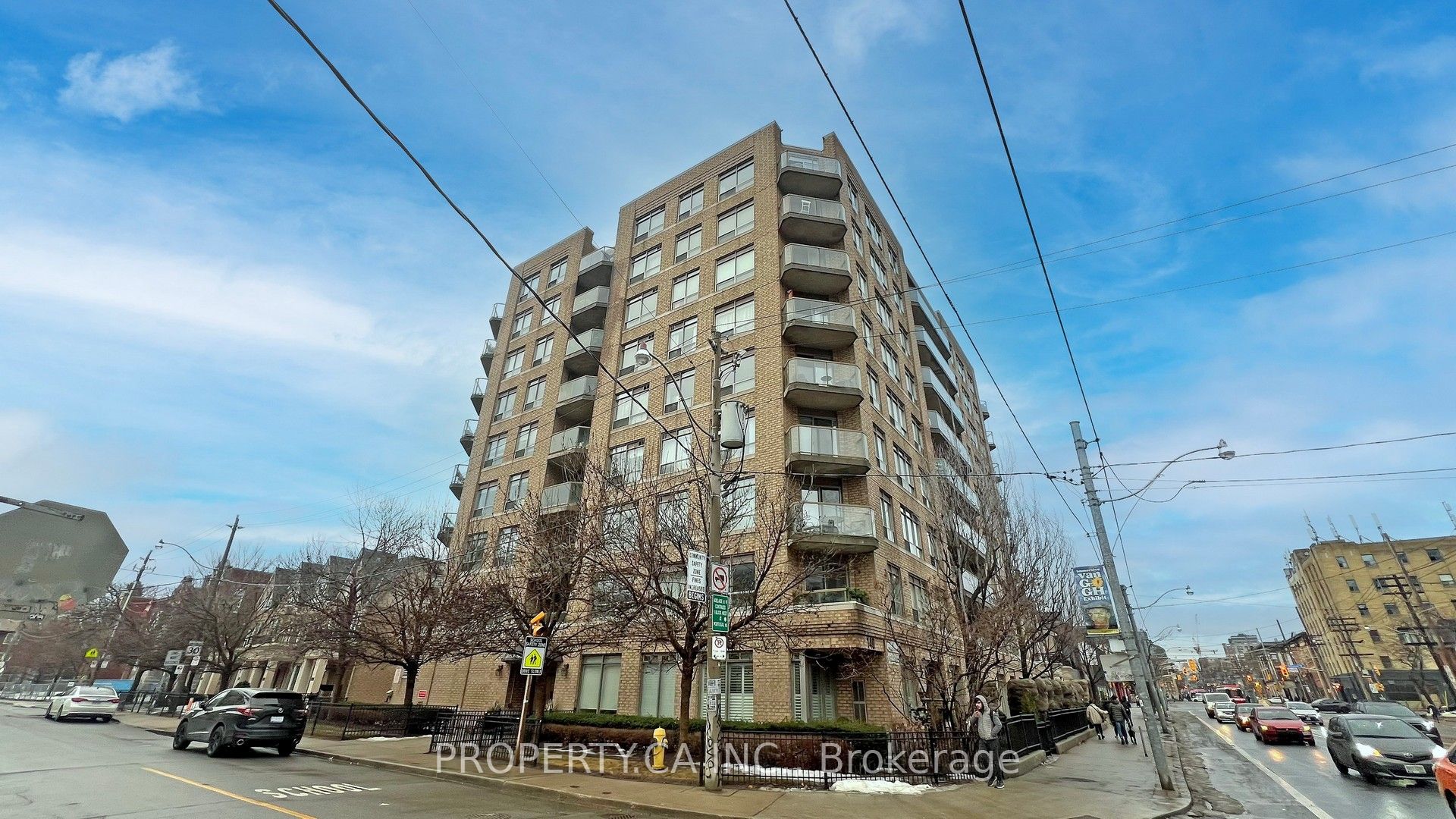 140 Bathurst Street, #Ph02