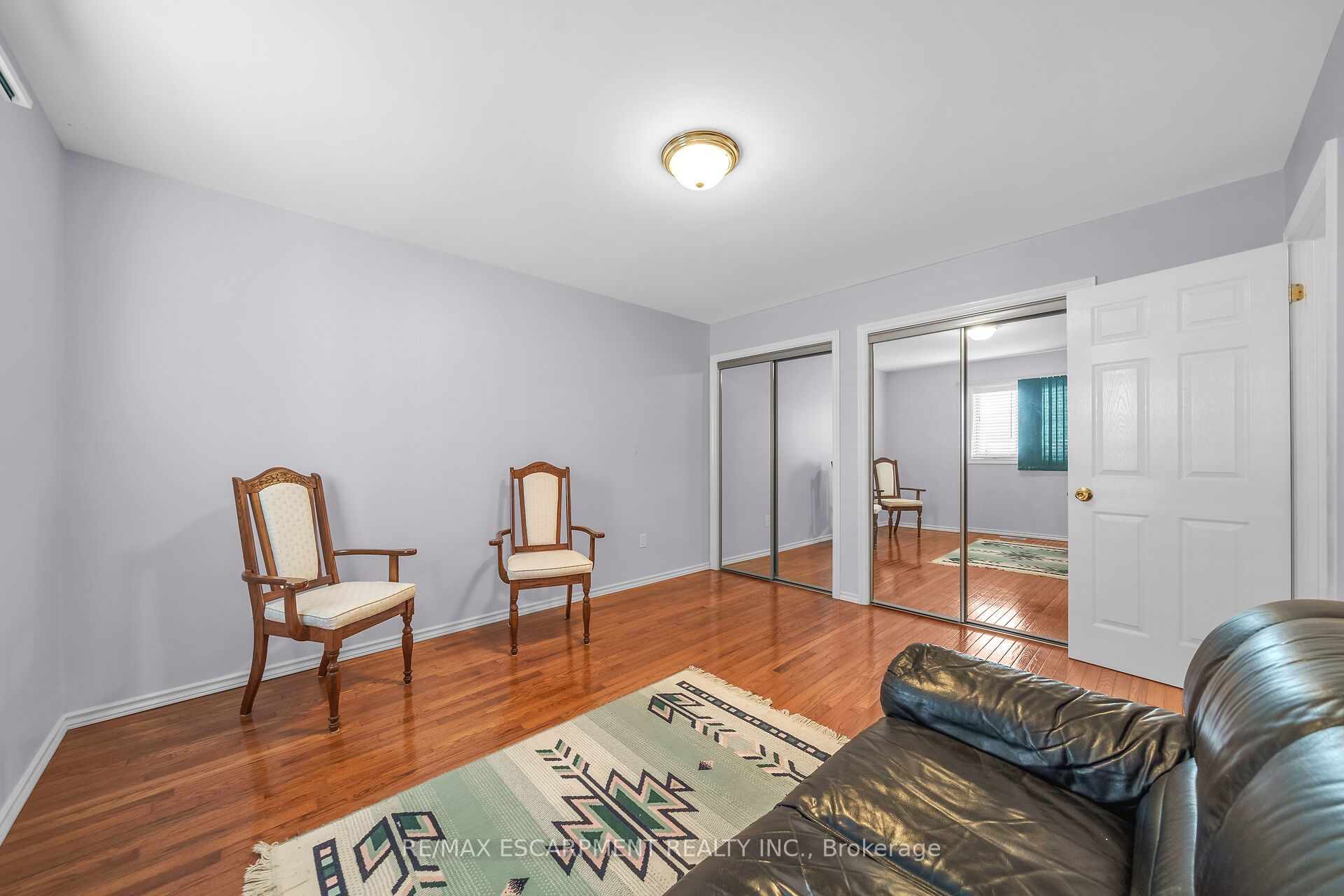 122 Fieldway Drive