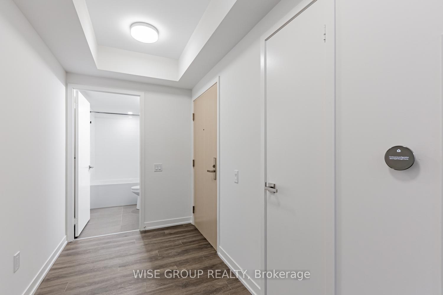 3 Bedrooms Condo at 500 Wilson, Toronto For sale