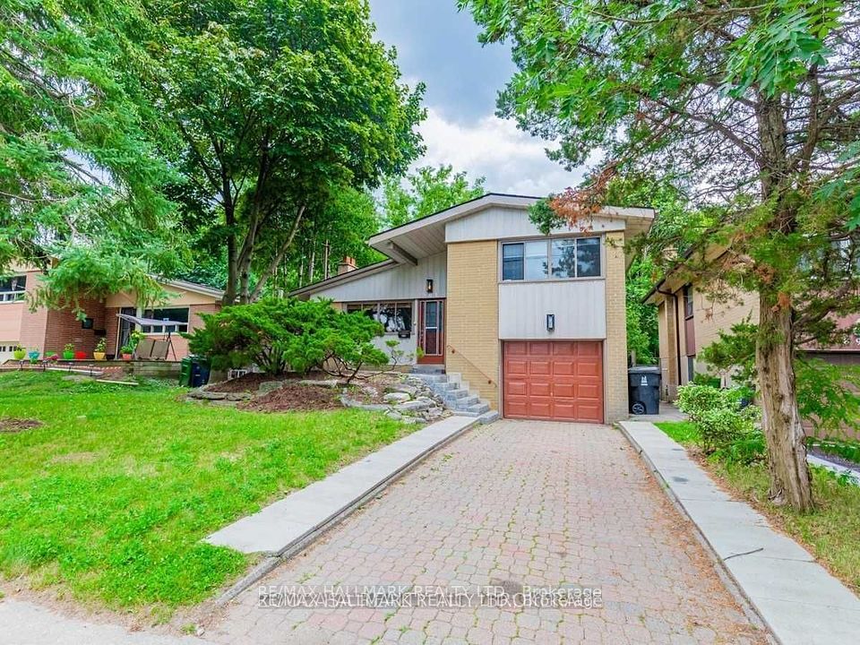 901 Brimorton