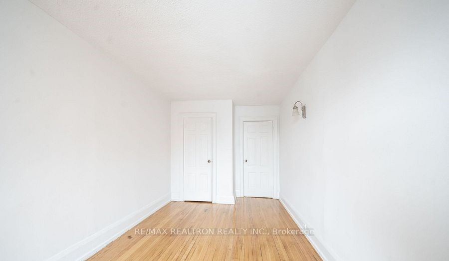 #12 - 2 Kingston Road, Toronto, ON M4L 2S4