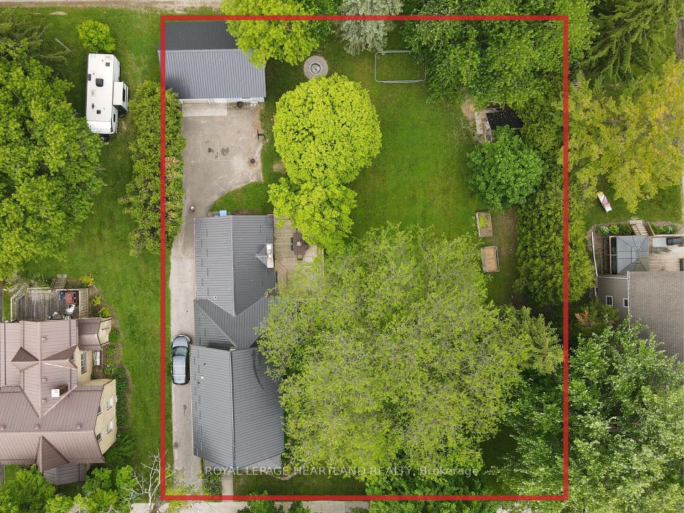 78 Victoria Avenue, South Huron, ON N0M 1M0