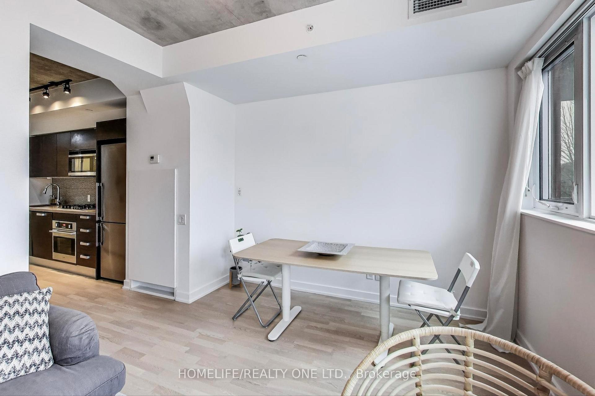 2 Bedrooms Condo at 60 Haslett, Toronto For sale