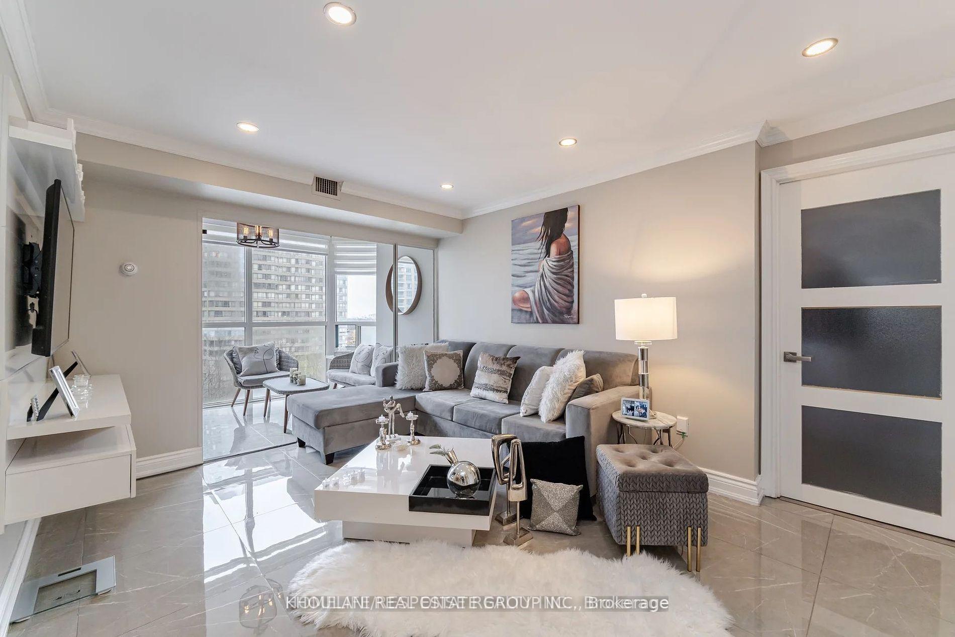 3 Bedrooms Condo at 265 ENFIELD, Mississauga For sale