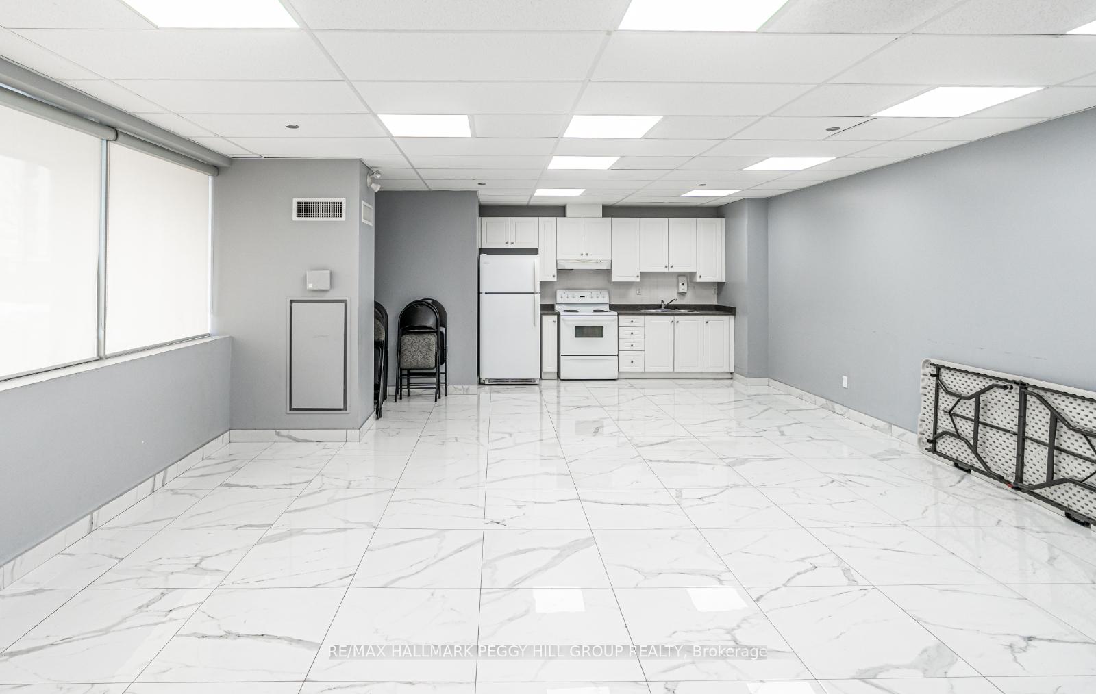 2 Bedrooms Condo at 1415 Lawrence, Toronto For sale