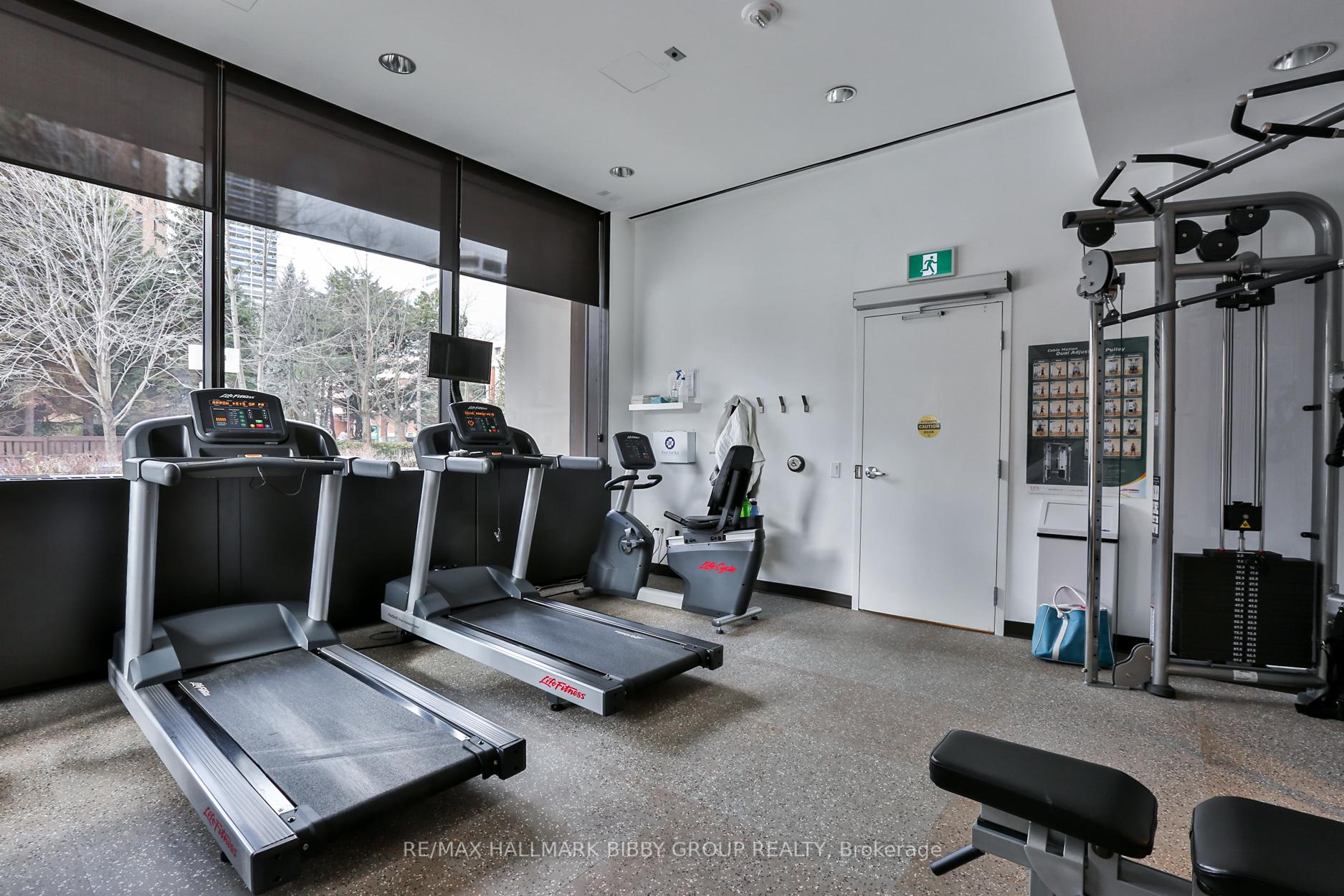 2 Bedrooms Co-op at 20 Avoca, Toronto For sale