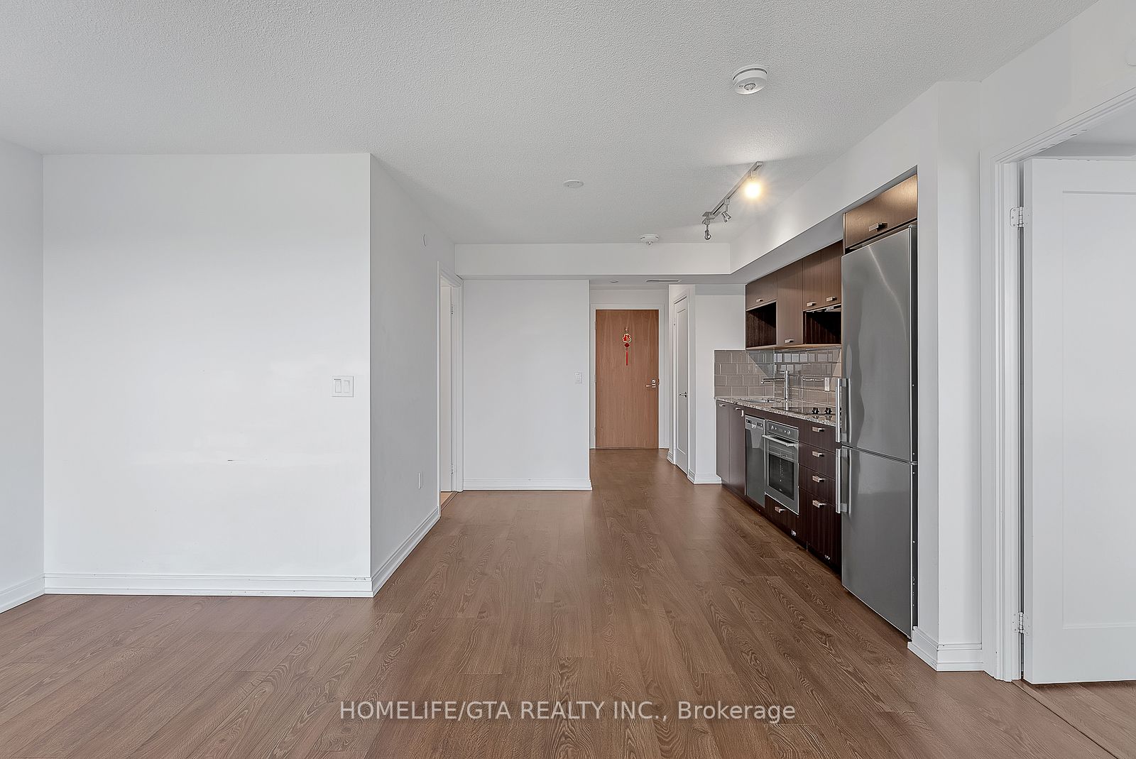 275 Village Green Square, #2121
