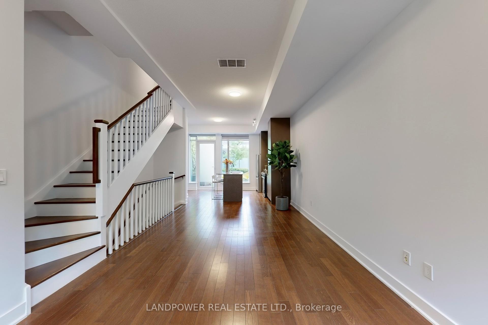 4 Bedrooms Condo at 88 Sheppard, Toronto For sale