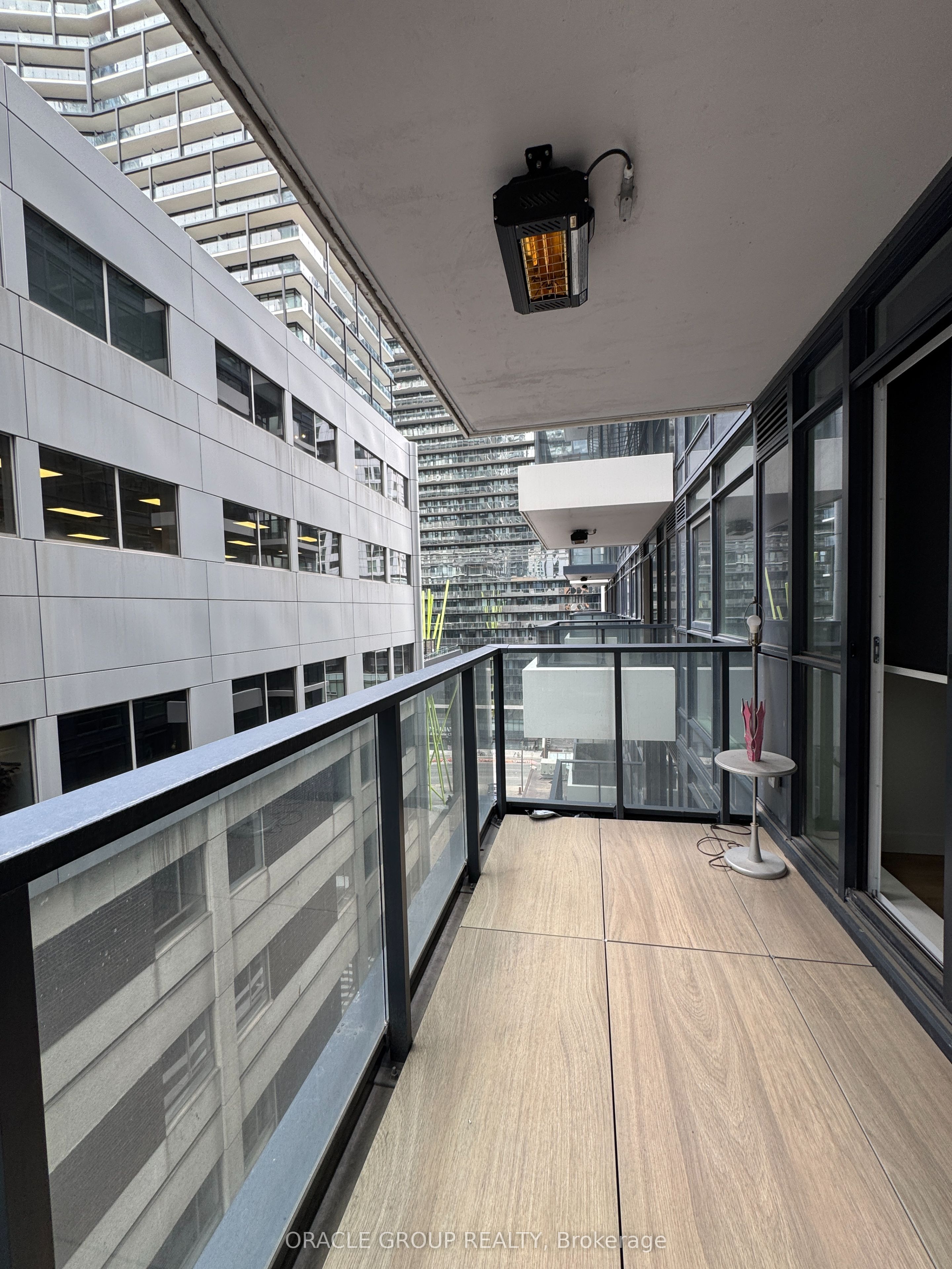 38 Widmer Street, #1008