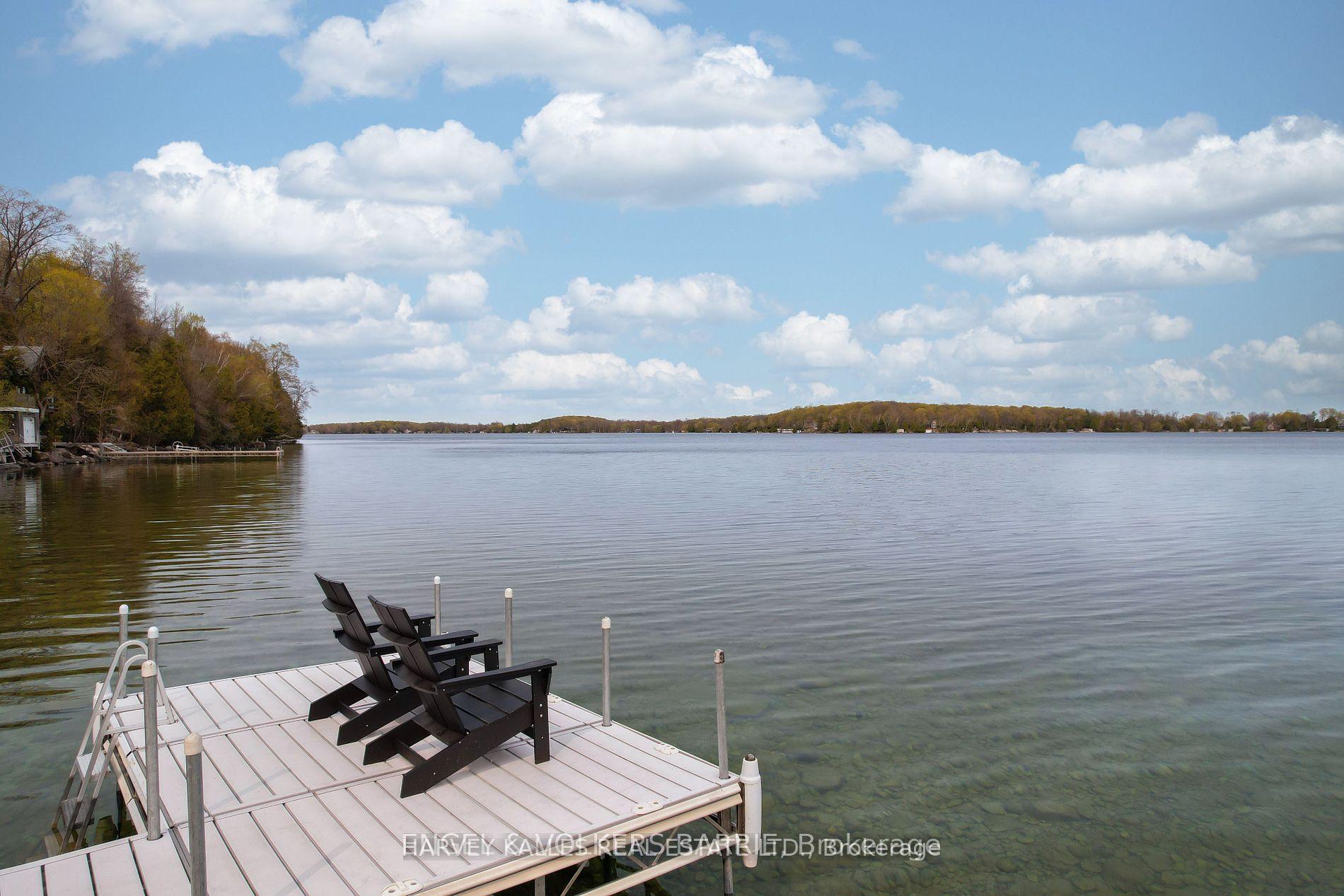 2369 Lakeshore Road E