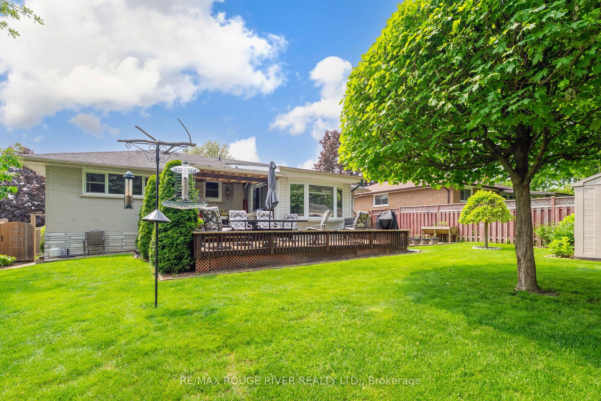 665 Jasmine Crescent
