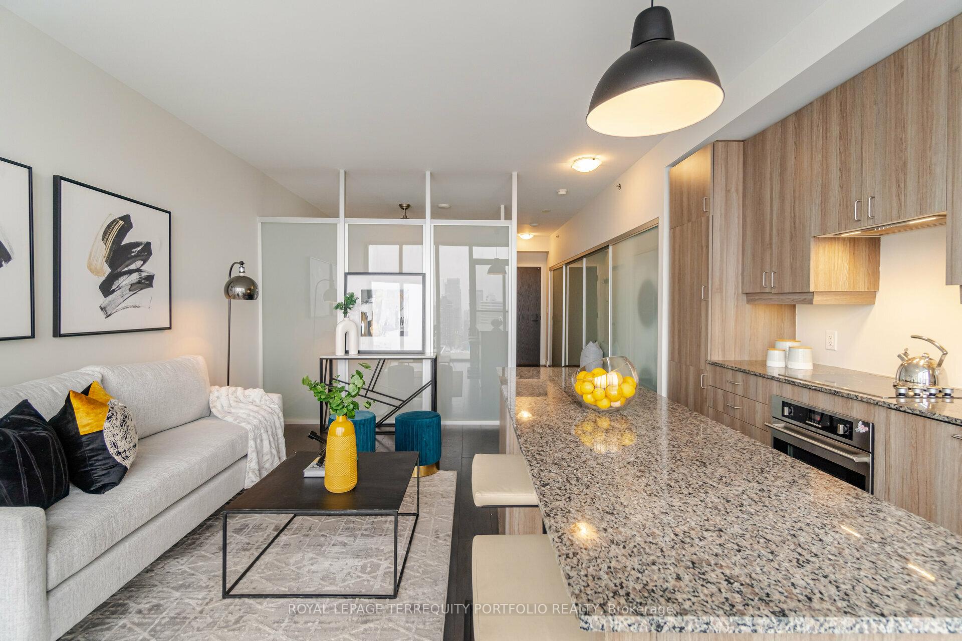 1 Bedroom Condo at 426 University,  Toronto For sale