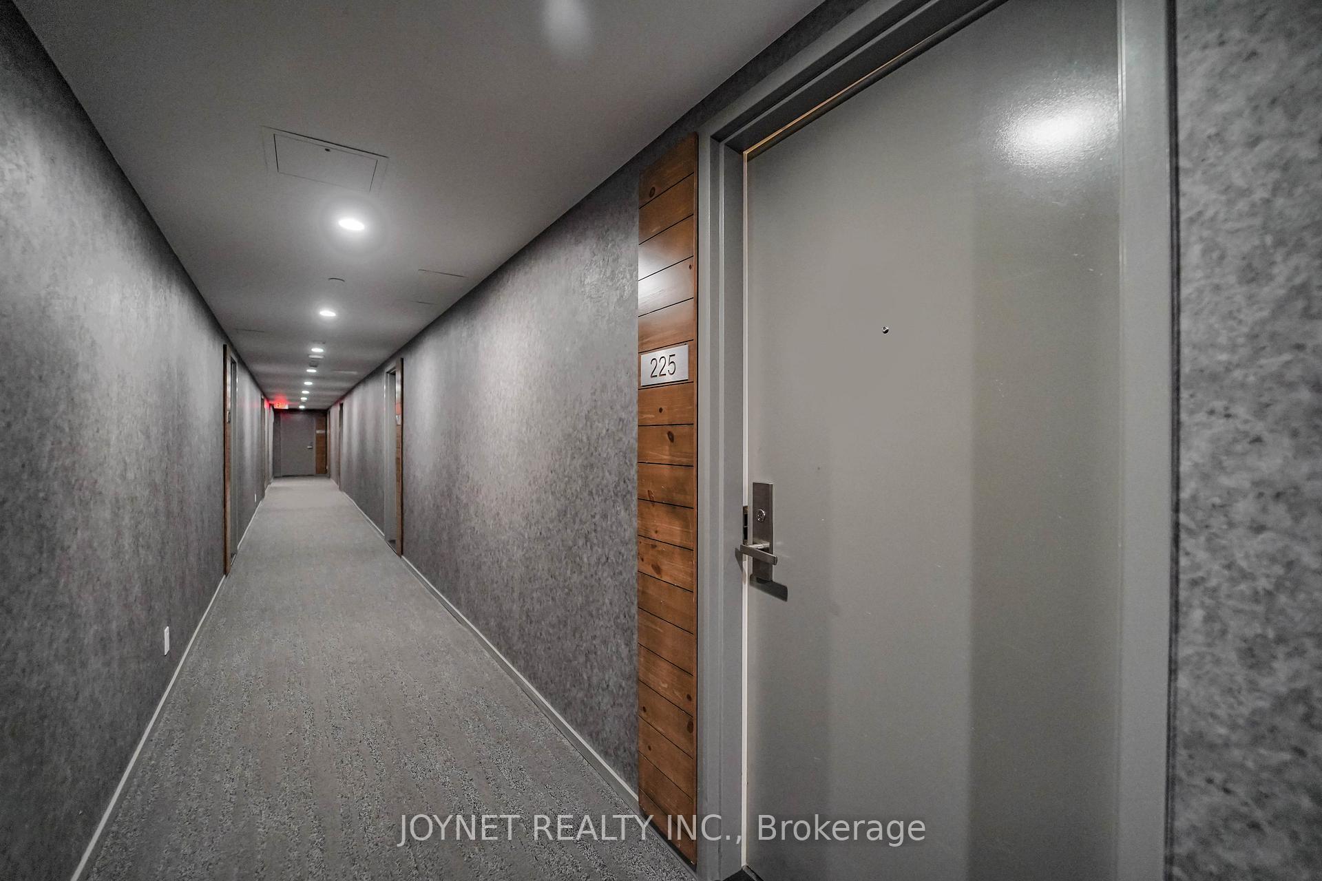 1 Bedroom Condo at 5 St Joseph, Toronto For sale