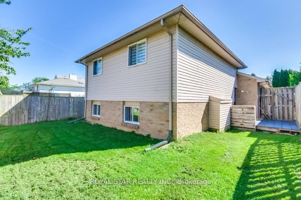 71 Brandy Lane, London, ON N6G 4S2