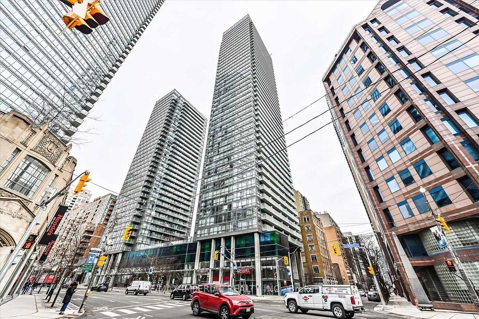 38 Grenville