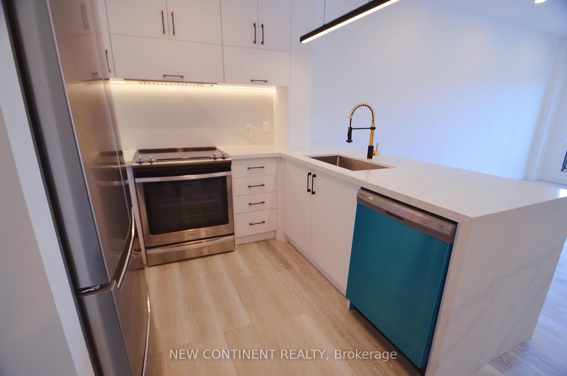 2 Bedrooms Condo at 600 Eglinton,  Toronto For sale