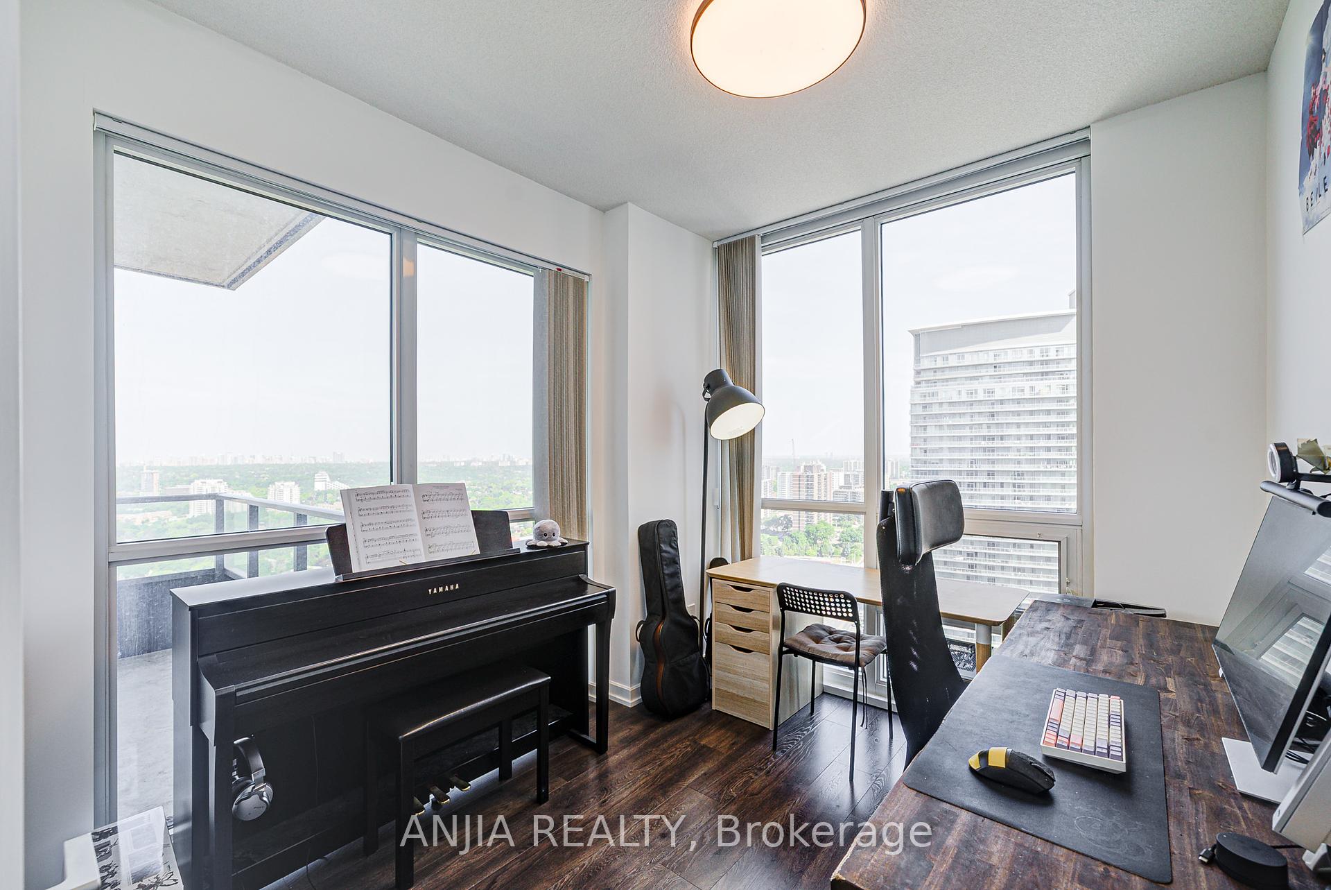 2 Bedrooms Condo at 50 Forest Manor, Toronto For sale