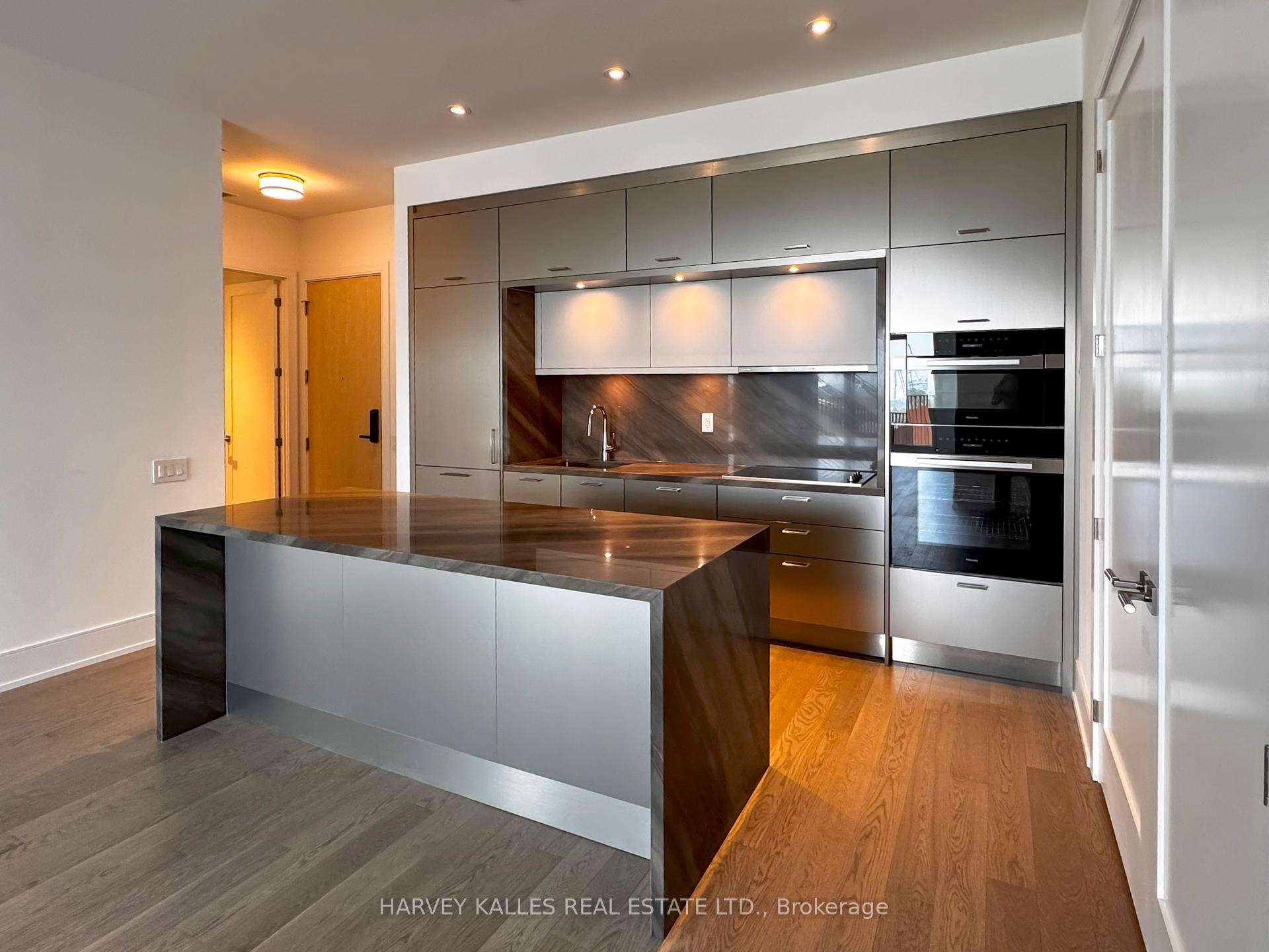 155 Merchants Wharf N/A 701