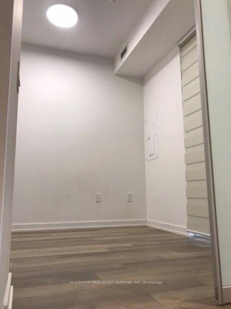 2 Bedrooms Condo at 50 Power, Toronto For sale