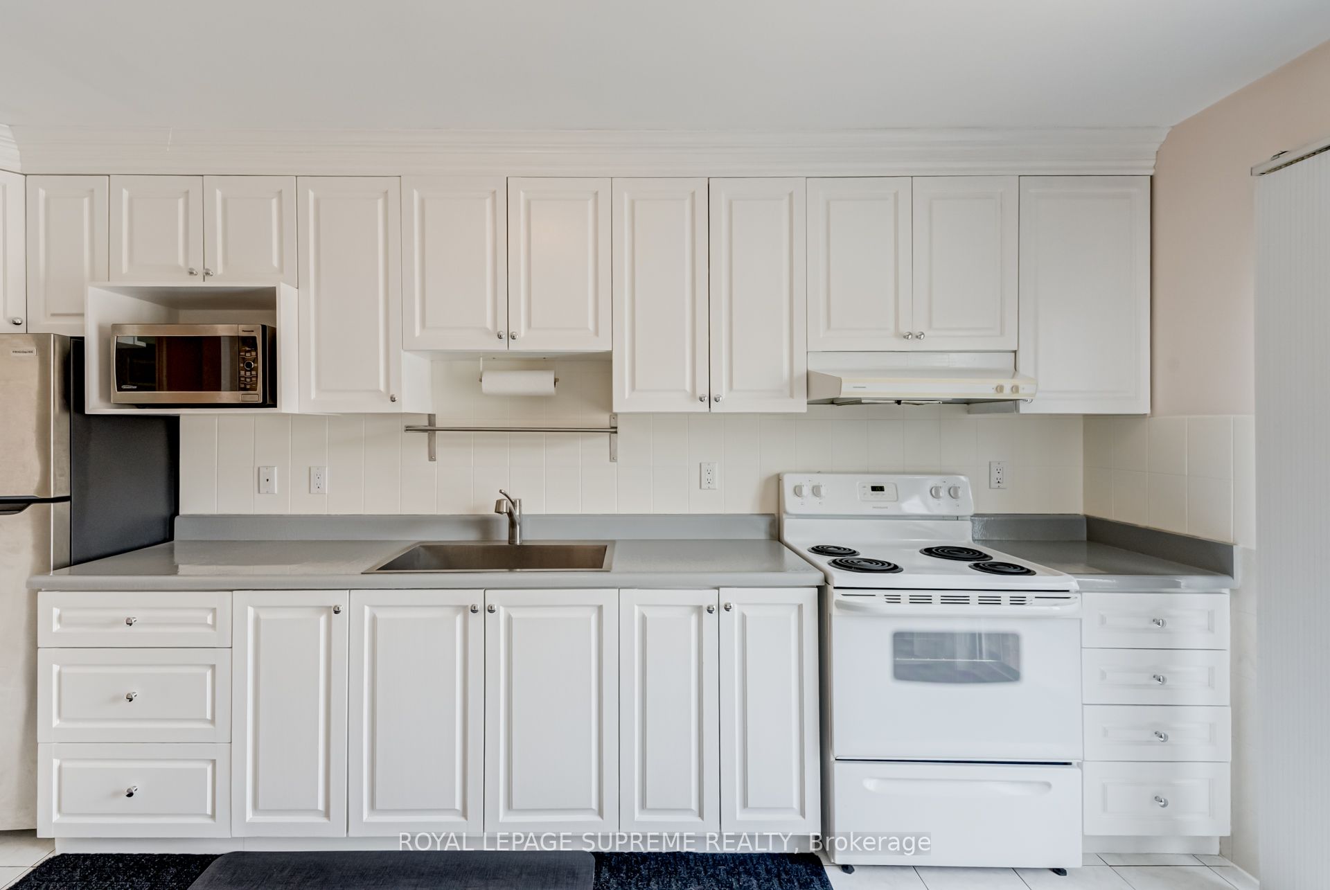 20 Edna Avenue, #1