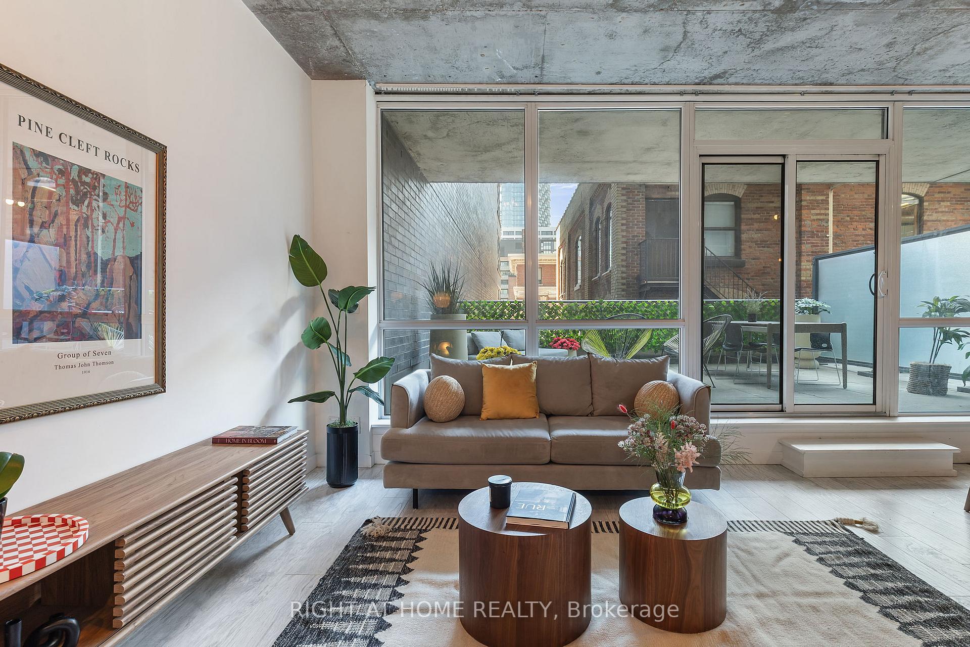 1 Bedroom Condo at 478 king, Toronto For sale