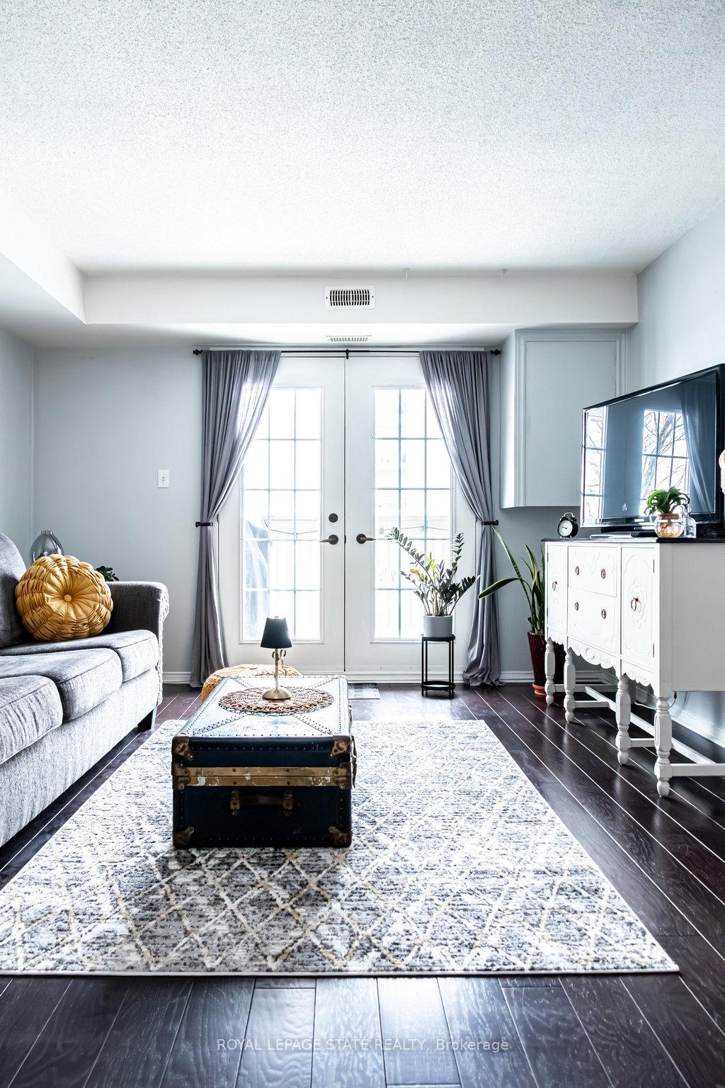 1 Bedroom Condo at 2010 Cleaver, Burlington For sale