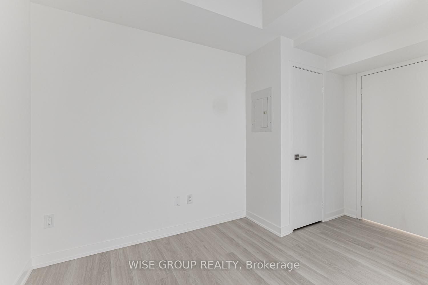 1 Bedroom Condo at 500 Wilson, Toronto For sale